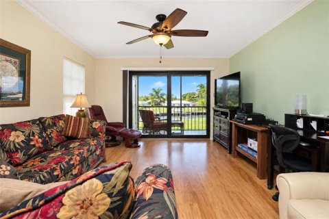 Condo in Englewood, Florida, 2 bedrooms  № 2427561 - photo 22