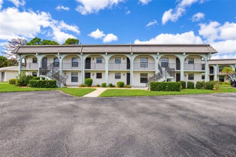 Condo in Englewood, Florida, 2 bedrooms  № 2427561