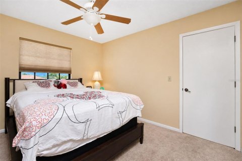 Condo in Englewood, Florida, 2 bedrooms  № 2427561 - photo 27