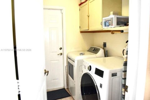 Villa ou maison à vendre à Port St. Lucie, Floride: 3 chambres, 168.62 m2 № 2042377 - photo 25