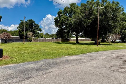Hotel in Auburndale, Florida 896.23 sq.m. № 2228319 - photo 29