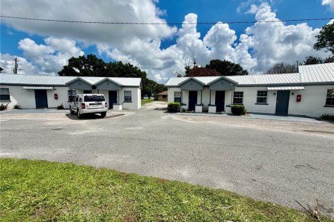 Hotel in Auburndale, Florida 896.23 sq.m. № 2228319 - photo 3