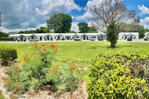 Hotel in Auburndale, Florida 896.23 sq.m. № 2228319