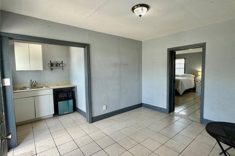 Hotel in Auburndale, Florida 896.23 sq.m. № 2228319 - photo 15