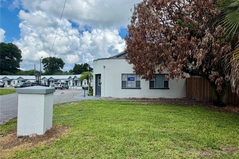 Hotel in Auburndale, Florida 896.23 sq.m. № 2228319 - photo 21