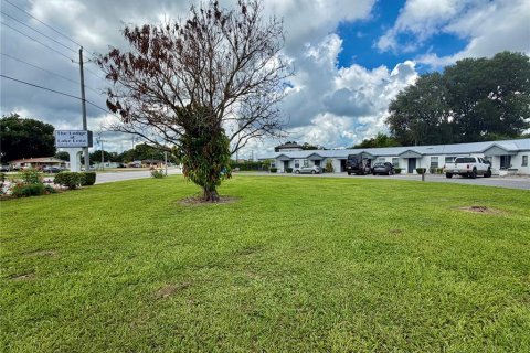 Hotel in Auburndale, Florida 896.23 sq.m. № 2228319 - photo 25