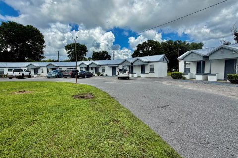Hotel in Auburndale, Florida 896.23 sq.m. № 2228319 - photo 23