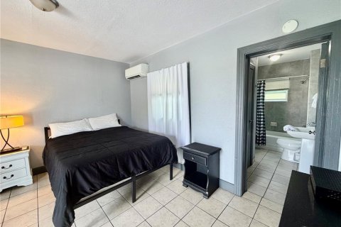Hotel in Auburndale, Florida 896.23 sq.m. № 2228319 - photo 10