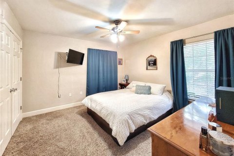 Condo in Gainesville, Florida, 2 bedrooms  № 1760471 - photo 20