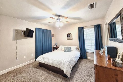 Condo in Gainesville, Florida, 2 bedrooms  № 1760471 - photo 22