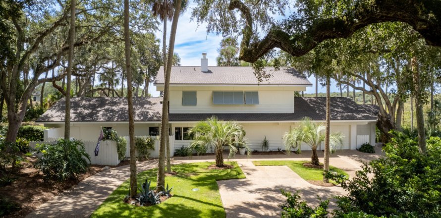 House in Ponte Vedra Beach, Florida 5 bedrooms, 240.15 sq.m. № 771728