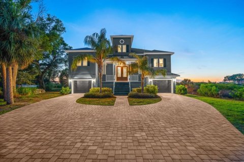 Villa ou maison à vendre à Tarpon Springs, Floride: 4 chambres, 268.58 m2 № 2152185 - photo 4
