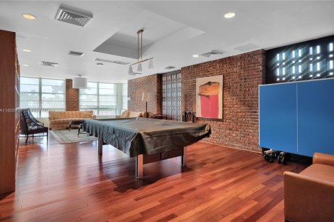 Condo in Miami Beach, Florida, 2 bedrooms  № 1864420 - photo 18