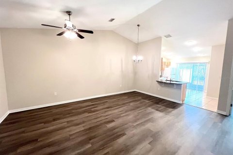 Apartamento en alquiler en Palm Coast, Florida, 3 dormitorios, 112.23 m2 № 1893768 - foto 9