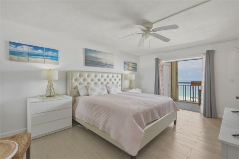 Condo in Clearwater, Florida, 2 bedrooms  № 2214751 - photo 19