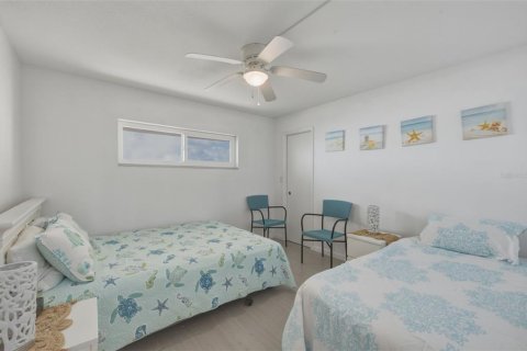 Condo in Clearwater, Florida, 2 bedrooms  № 2214751 - photo 27