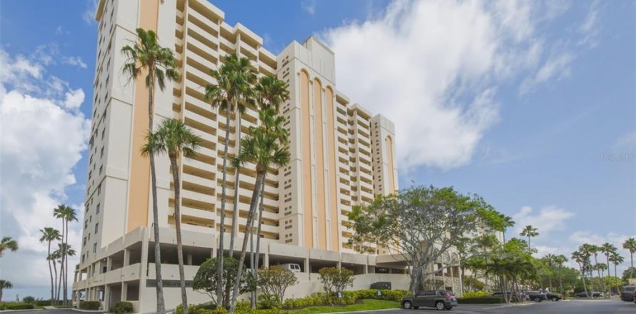 Condo in Clearwater, Florida, 2 bedrooms  № 2214751