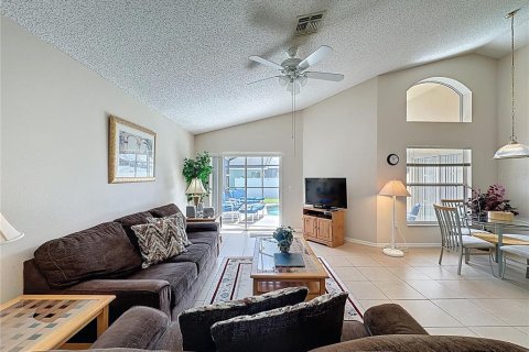 House in Haines City, Florida 4 bedrooms, 143.63 sq.m. № 1789561 - photo 7