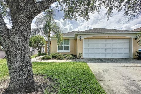 House in Haines City, Florida 4 bedrooms, 143.63 sq.m. № 1789561 - photo 1