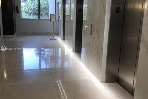 Снять в аренду кондоминиум в Майами, Флорида 1 спальня, 60.39м2, № 2145702 - фото 17