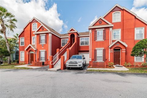Condo in Tampa, Florida, 1 bedroom  № 2100681 - photo 16