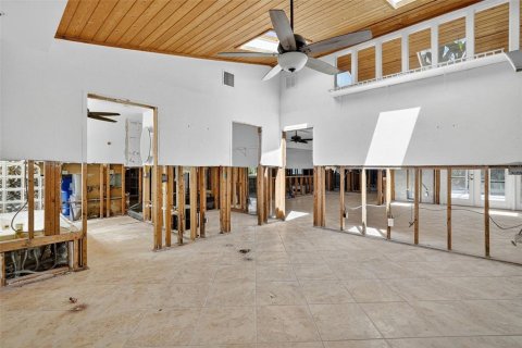 Casa en venta en Saint Petersburg, Florida, 3 dormitorios, 166.57 m2 № 1916644 - foto 19