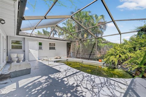 Casa en venta en Saint Petersburg, Florida, 3 dormitorios, 166.57 m2 № 1916644 - foto 25