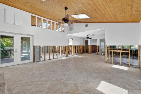 Casa en venta en Saint Petersburg, Florida, 3 dormitorios, 166.57 m2 № 1916644 - foto 17