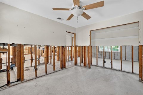Casa en venta en Saint Petersburg, Florida, 3 dormitorios, 166.57 m2 № 1916644 - foto 11