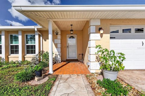 Casa en venta en Lake Hamilton, Florida, 3 dormitorios, 166.2 m2 № 2383353 - foto 4