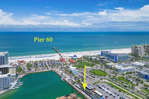 Commercial property in Clearwater, Florida № 1813217 - photo 11