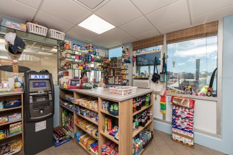 Commercial property in Clearwater, Florida № 1813217 - photo 10