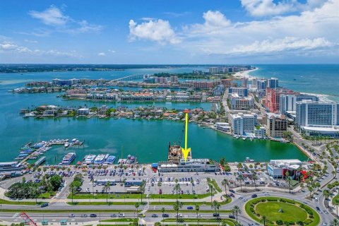 Commercial property in Clearwater, Florida № 1813217 - photo 14