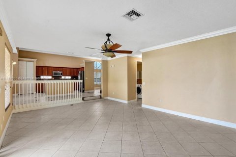 House in Miramar, Florida 4 bedrooms, 251.49 sq.m. № 1874374 - photo 25