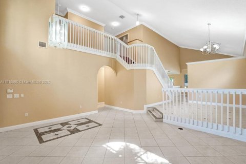 House in Miramar, Florida 4 bedrooms, 251.49 sq.m. № 1874374 - photo 11
