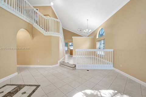 House in Miramar, Florida 4 bedrooms, 251.49 sq.m. № 1874374 - photo 5
