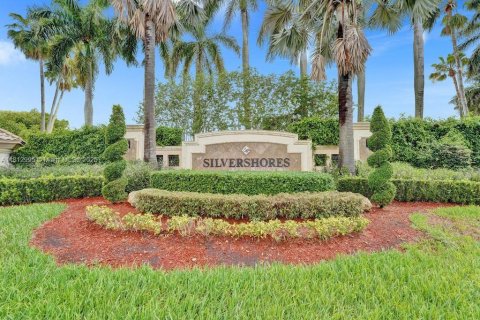 House in Miramar, Florida 4 bedrooms, 251.49 sq.m. № 1874374 - photo 2