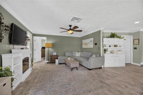 Villa ou maison à vendre à Apollo Beach, Floride: 3 chambres, 168.52 m2 № 2312812 - photo 24