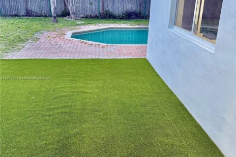 Casa en venta en Coconut Creek, Florida, 3 dormitorios, 128.86 m2 № 1923217 - foto 18