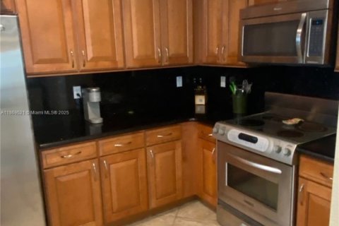 Touwnhouse à vendre à Boca Raton, Floride: 3 chambres, 134.24 m2 № 1896823 - photo 6