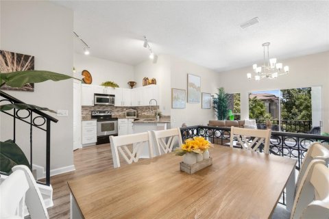 Condo in Tampa, Florida, 2 bedrooms № 1869634 - photo 8