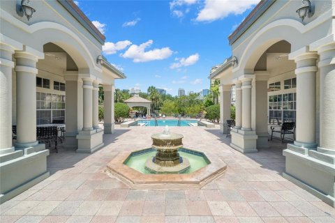 Condo in Tampa, Florida, 2 bedrooms № 1869634 - photo 27