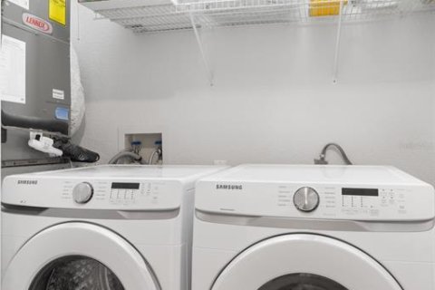 Condo in Tampa, Florida, 2 bedrooms № 1869634 - photo 21