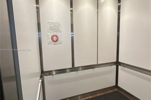 Condominio en venta en Miami Beach, Florida, 2 dormitorios, 100.8 m2 № 1980505 - foto 30