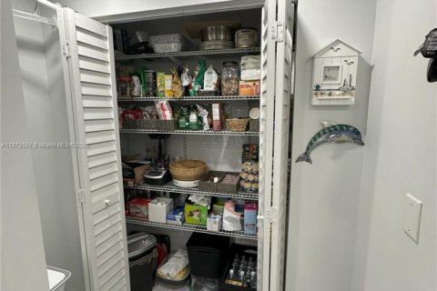 Condominio en venta en Miami Beach, Florida, 2 dormitorios, 100.8 m2 № 1980505 - foto 13