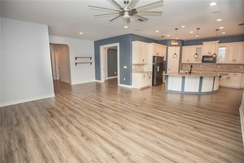Casa en venta en Wesley Chapel, Florida, 4 dormitorios, 243.13 m2 № 1901559 - foto 17