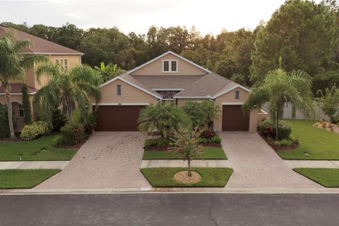 Casa en venta en Wesley Chapel, Florida, 4 dormitorios, 243.13 m2 № 1901559 - foto 1