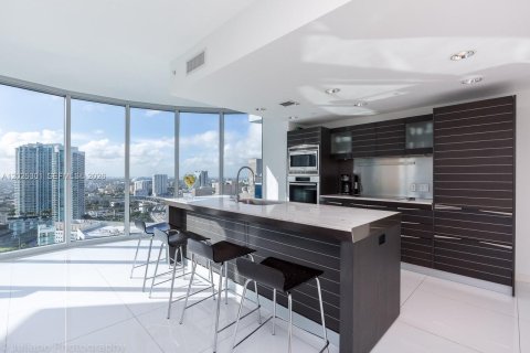 Copropriété à vendre à Miami, Floride: 2 chambres, 142.98 m2 № 2183484 - photo 6