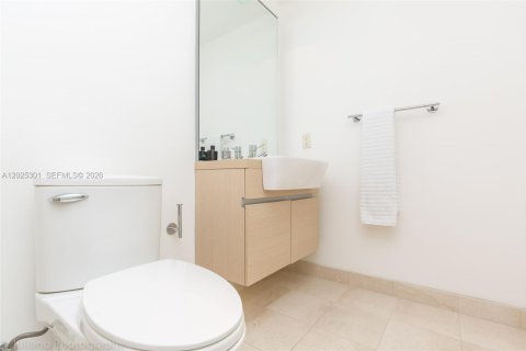 Copropriété à vendre à Miami, Floride: 2 chambres, 142.98 m2 № 2183484 - photo 28