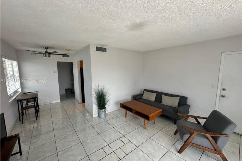 Copropriété à vendre à North Miami Beach, Floride: 41.34 m2 № 2058376 - photo 8